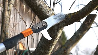 Fiskars QuikFit Telescopic Pruning Saw Test in Action [upl. by Niram732]