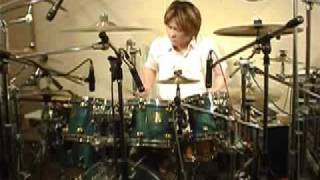 左足で23 クラーベを踏みながらのドラムソロ DRUM SOLO [upl. by Benildas139]