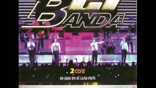 Banda XXI  Orgullosa En VIVO en el Luna Park [upl. by Kablesh]