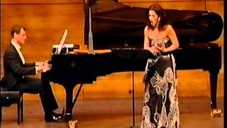 Angela Gheorghiu  Verdi Brindisi  Barcelona 2004 [upl. by Ikcir]