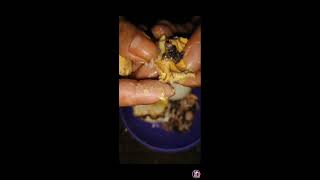 BALUT 1 exotic food in the country ph🤚🤚easy cracking peeling [upl. by Brodeur]