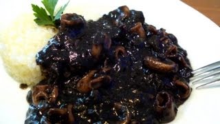 Calamares en su tinta en Thermomix  Recetas de cocina ✅ [upl. by Sevy]