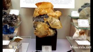 Video of the 2017 Tucson Gem amp Mineral Show® Displays [upl. by Gwenny477]