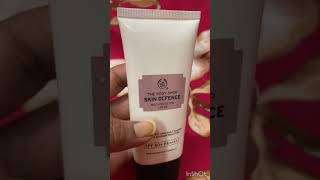 The Bodyshop Skin Defence Multiprotection Lotion Review [upl. by Rempe637]