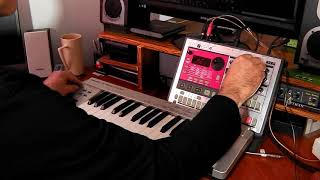 Drone Ambient K10 Korg Electribe ER1 Roland PC160A Digigram VX222v2 Supertecladoscom [upl. by Lydia]