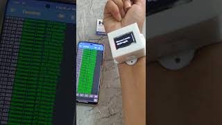 Noninvasive Glucometer with Bluetooth Monitoring arduinoproject arduinonano glucometer [upl. by Mommy184]