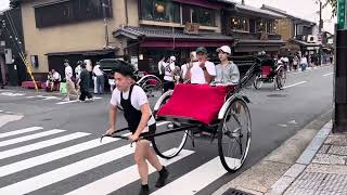 Rickshaw in Kyoto rickshaw kyoto japan happy tourists justytravel [upl. by Corty]