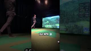 UNEEKOR EYE XO  Driving a Par 4 on Refine Software 🏌️‍♂️ shorts golf golfsimulator golfswing [upl. by Pedro]