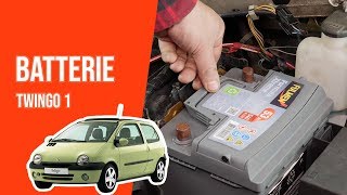 Changer la Batterie TWINGO 1 12 8V 🔋 [upl. by Suoilenroc]