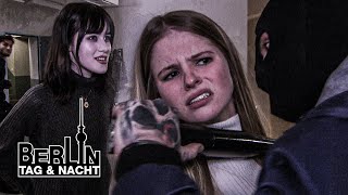 Überfall auf Toni 🔪 Ist sie in Lebensgefahr😱 2148  Berlin  Tag amp Nacht [upl. by Aitsirhc]