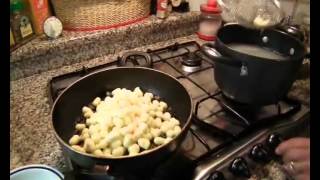 Gnocchetti con melanzane fritte basilico e ricotta affumicata [upl. by Orvan]