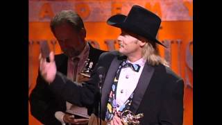 Alan Jackson Wins Single of the Year For quotChattahoocheequot  ACM Awards 1994 [upl. by Dilahk891]