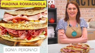 Come preparare la piadina romagnola a casa tua [upl. by Vivi]