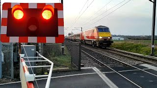 Balderton Bullpit Road Level Crossing Nottinghamshire [upl. by Felita]