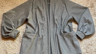 خياطة الكم بطيات وإسوارة How to sew the sleeve of a monteau with pleats and a cuff under the sleeve [upl. by Zealand]