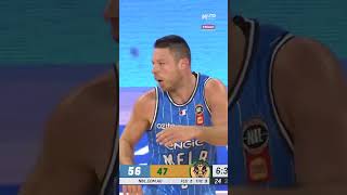 Dellavedova nails the three 🔥nbl [upl. by Amahs704]