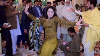 saraiki jhumar shadi program dance mehak Malik Dance part 3 [upl. by Marrin]