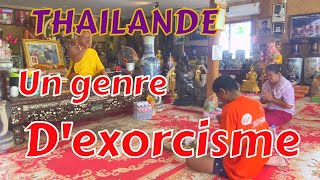 THAILANDE Un thaï addict à lalcool à la drogue est venu voir un moine guérisseur dans un temple [upl. by Klepac]