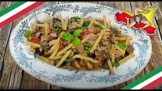 Pasta con melanzane e tonno Pasta with eggplant and tuna [upl. by Reilamag]