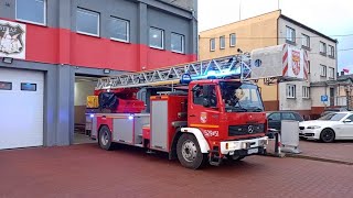 OSP Rogoźno  Alarmowo 529P51 SD30 MercedesBenz 1524Magirus do pożaru w budynku mieszkalnym [upl. by Nnasus583]