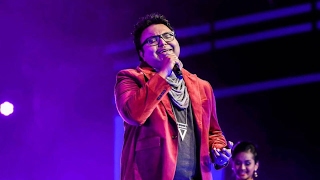 02 Adiye Ivale Andony Dasan semma performance D Imman Live in Singapore [upl. by Aleacem]