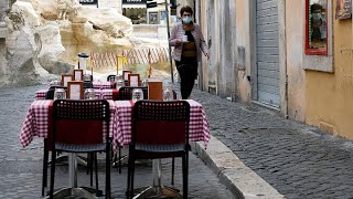 Proprietários de restaurantes marcham até Roma em protesto [upl. by Aneeg373]