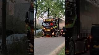 Dikke DAF in soest trucker trucking daf [upl. by Iadahs325]