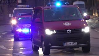 Rettungshunde Vier Fahrzeuge BRH Hamburg auf Einsatzfahrt [upl. by Hassi]