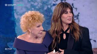 Che tempo che fa  Ornella Vanoni e Virginia Raffaele [upl. by Ettenan]