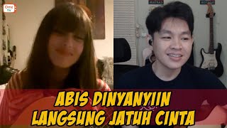 Abis Dinyanyiin Bule Ceko Langsung Jatuh Cinta ke Cowok Indo  Singing Reaction Ome TV [upl. by Glennis953]