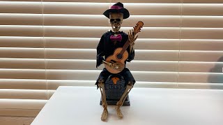 Knockoff animated guitar playing skeleton black suit version [upl. by Naujik]