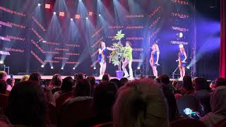 K3 Laatste Vleugels Show  Diego zoent Julia [upl. by Enyahc263]