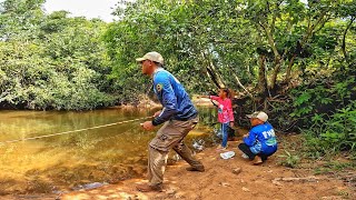 ERA PRA SER UMA SIMPLES PESCARIA DE VARA DE BAMBU Só que nesse rio tem os gigantes escondido [upl. by Enelloc]