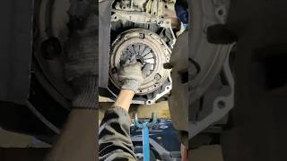 Замена сцепления на Nissan Xtrail T31 ремонтавто автосервис mechanic [upl. by Dot]