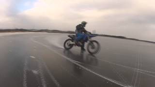 Dirtbike on ICE studded tires [upl. by Pry320]