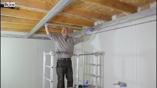 Installer un plafond suspendu avec une ossature facile à poser Tuto brico avec Robert [upl. by Aiz531]