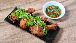 Hmong Fried Chicken  JG Bites [upl. by Prichard767]