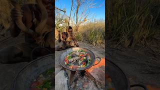 💪Today the hunter who ate the antelope viscera said hungryhadzabetribe africa food primitive [upl. by Yanarp]