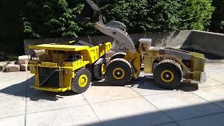 LeTourneau L2350 loading Komatsu 830E CVRD Carajas 🇧🇷 4304  8103 [upl. by Duhl]