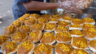 Famous Kutchi Dabeli of Ahmedabad  No Cheese or Butter  Indian Street Food [upl. by Post36]