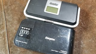 Energizer NiMh AAAAACD9v Battery Charger Review [upl. by Alaehs789]