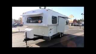 2009 Hi Low Towlite 17T Compact Light Weight amp Vacation Ready [upl. by Demaria810]