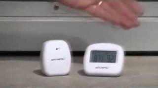 AcuRite Indoor  Outdoor Thermometer 00782 [upl. by Tann]