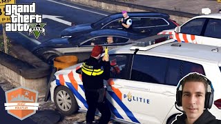 GTA Klaar voor een nieuwe dienst  Politie  FiveM  Politievlogger JanWillem [upl. by Goldi]