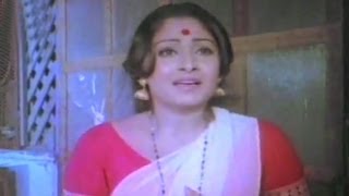 Jaya Prada runs for help  Sargam Emotional Scene [upl. by Aivatan]