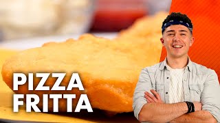 Pizza fritta  Scopri la vera magia di Napoli [upl. by Heller]