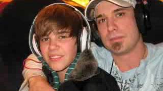 Pictures rarenot rare of the Biebers [upl. by Llenahc]