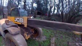 tracteur embourbée  Tractor in mud  Traktor im Schlamm 2016 [upl. by Beacham]