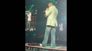 Romeo Santos En Prudential Center llévame con tigo [upl. by Annabella]