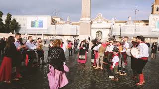 Saltarello Ciociaro eseguito a Piazza del Popolo  SaltallAra Gruppo Folkloristico Ciociaro [upl. by Oznole590]